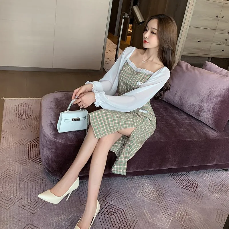Bubble Sleeve Light Elastic Off-Shoulder Split Dress