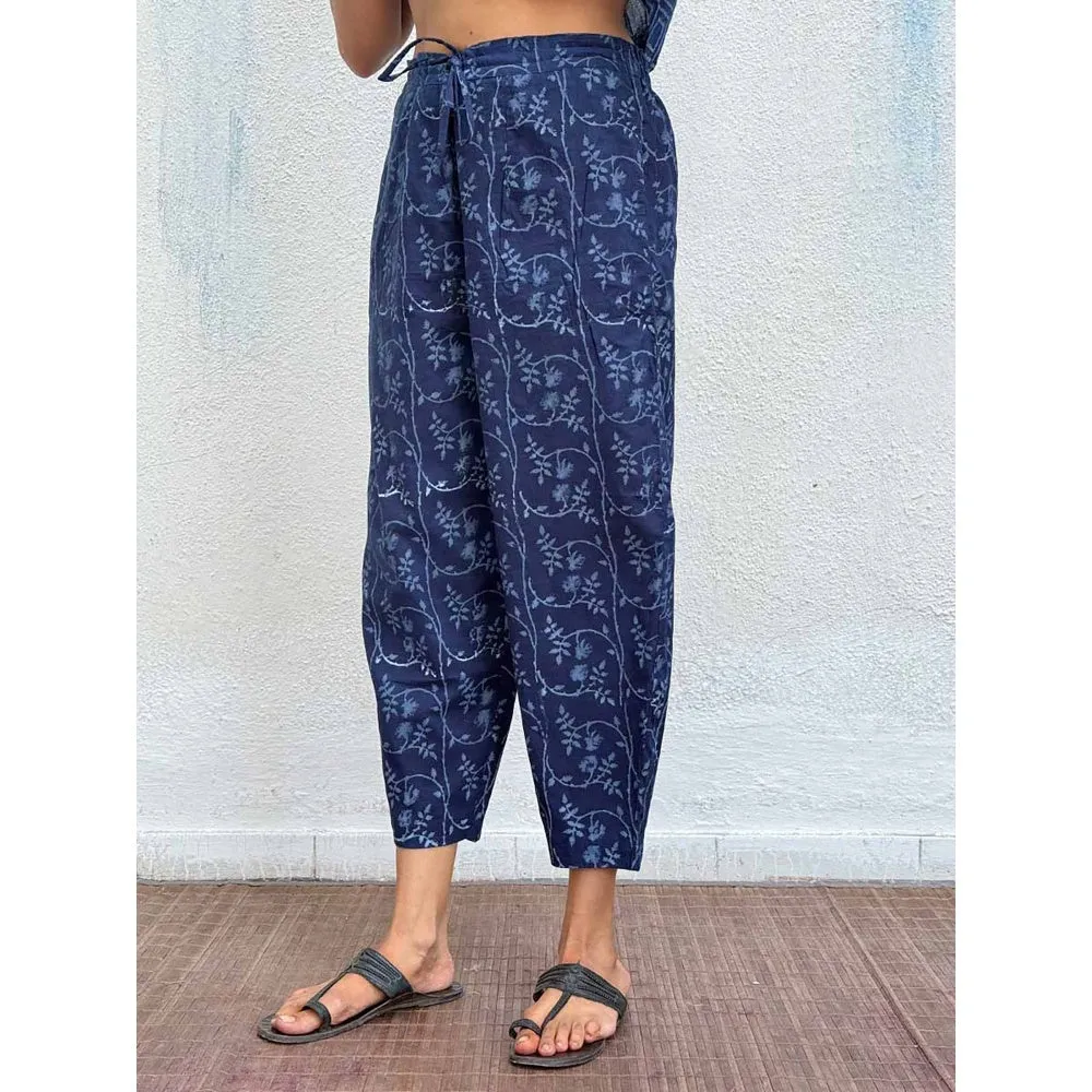 Chidiyaa Navy Blue Honeyberry Block Printed Cotton Pant