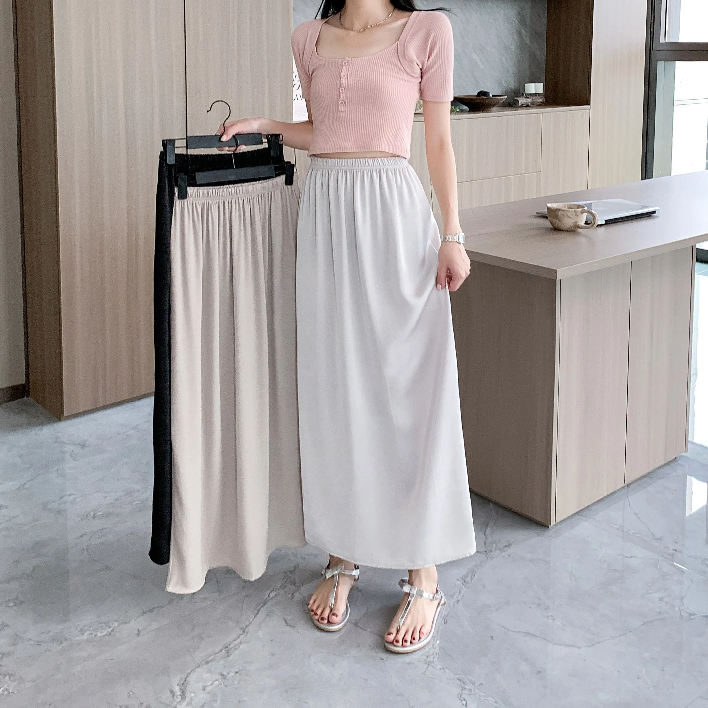 High-Waisted Split Hem Draping Sensation Jacquard H-Shaped Satin Skirt