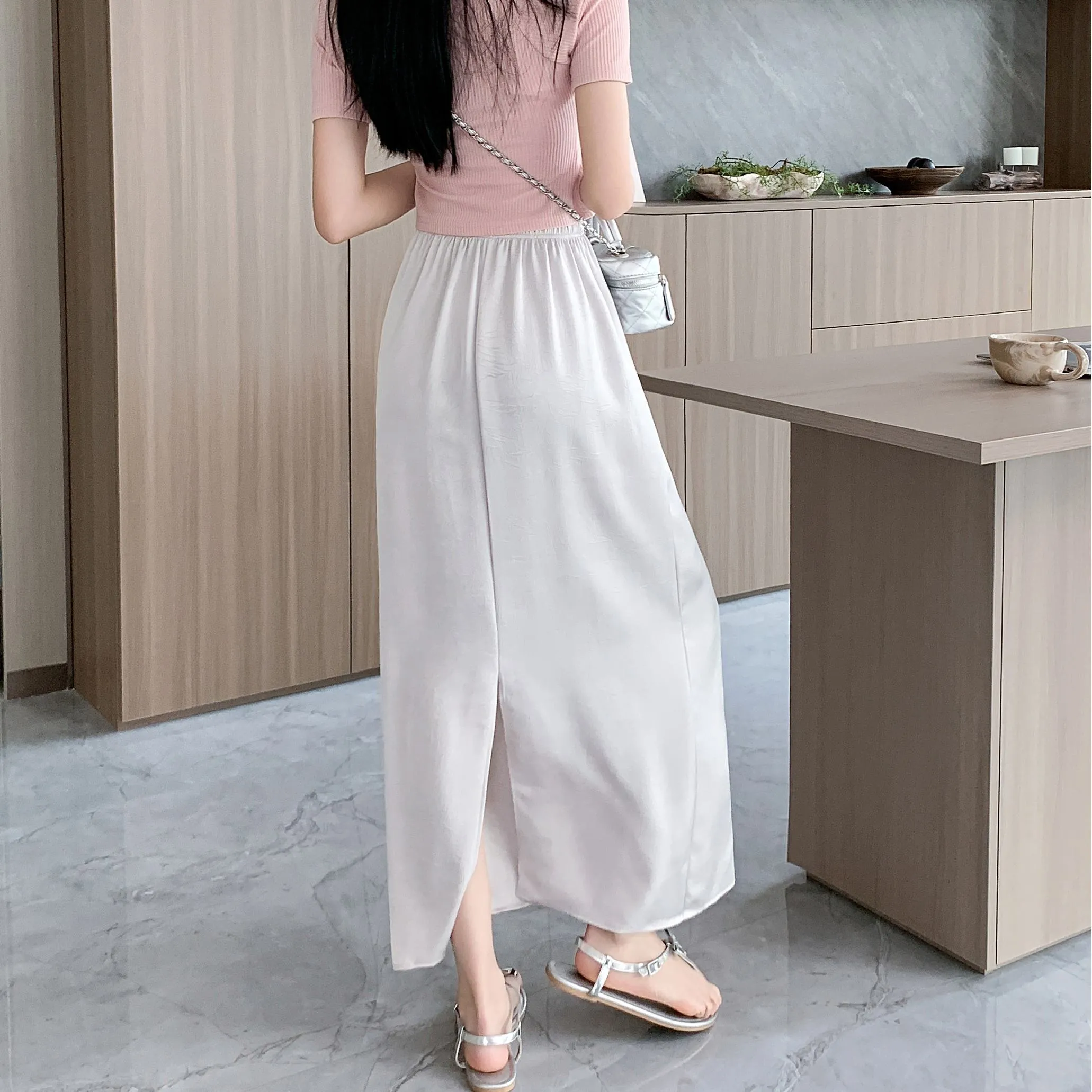 High-Waisted Split Hem Draping Sensation Jacquard H-Shaped Satin Skirt