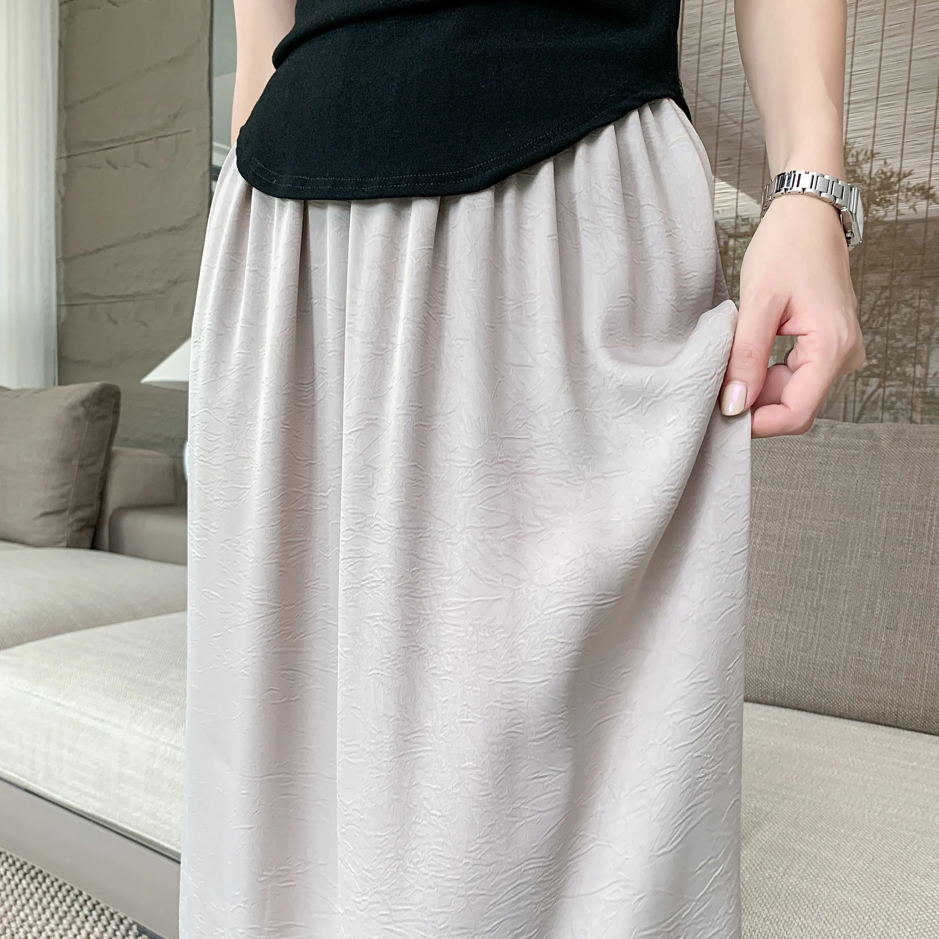 High-Waisted Split Hem Draping Sensation Jacquard H-Shaped Satin Skirt
