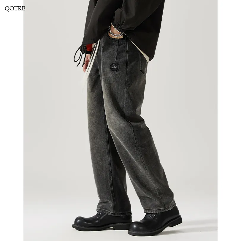 Label Detail Straight Leg Casual Loose Fit Washed Out Jeans