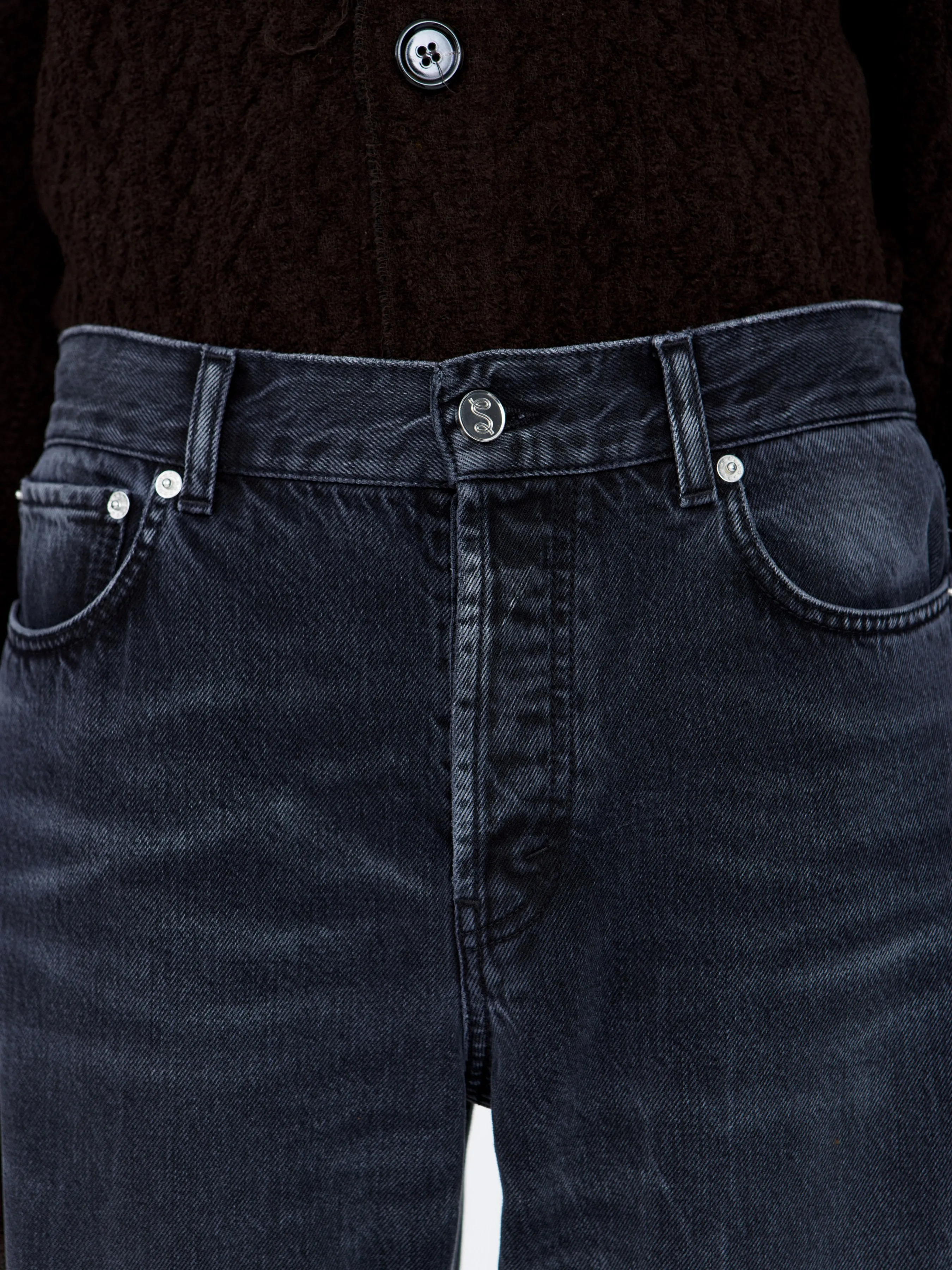 Rider Cut Jeans | Creased Black Wash