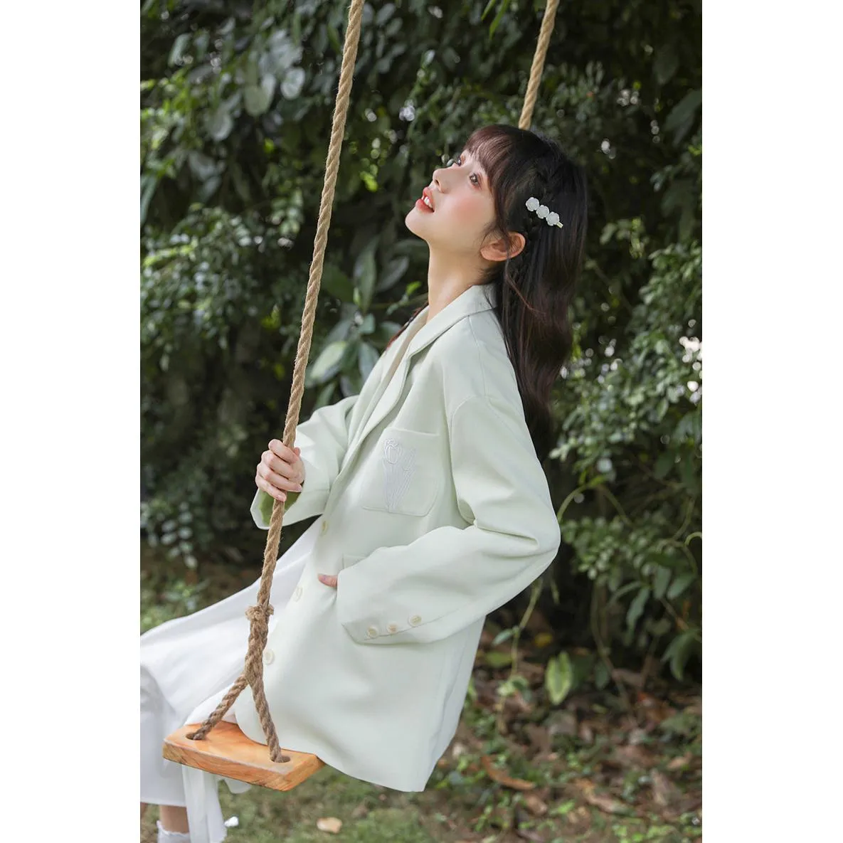 Slimming Embroidery Loose Fit Blazer