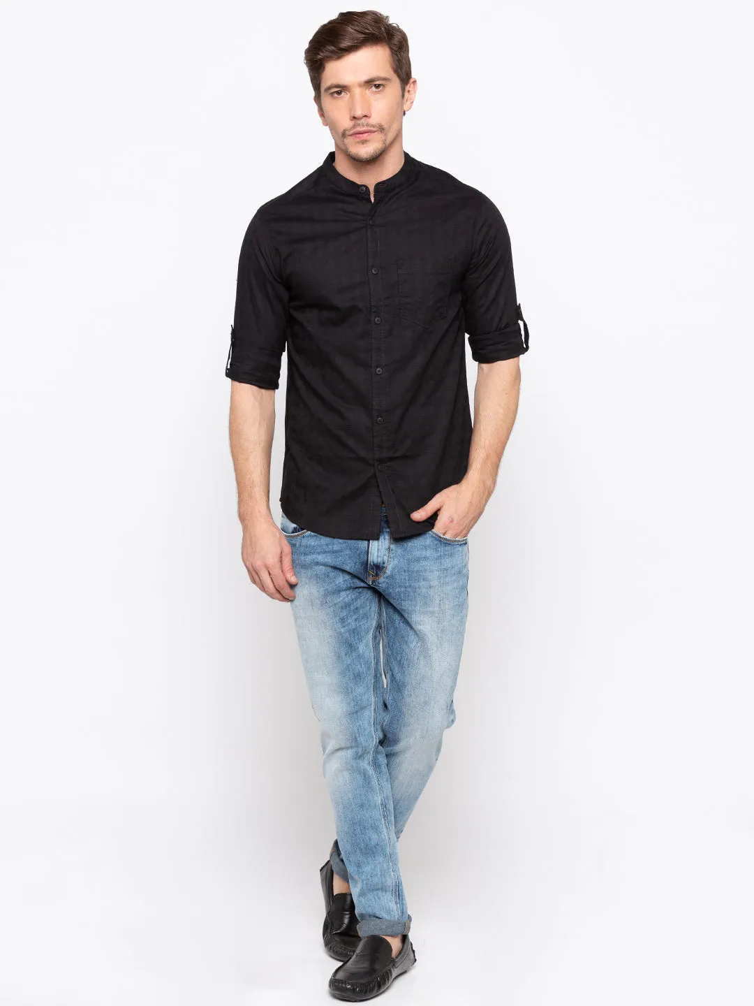 Spykar Black Cotton Regular Fit Shirts For Men