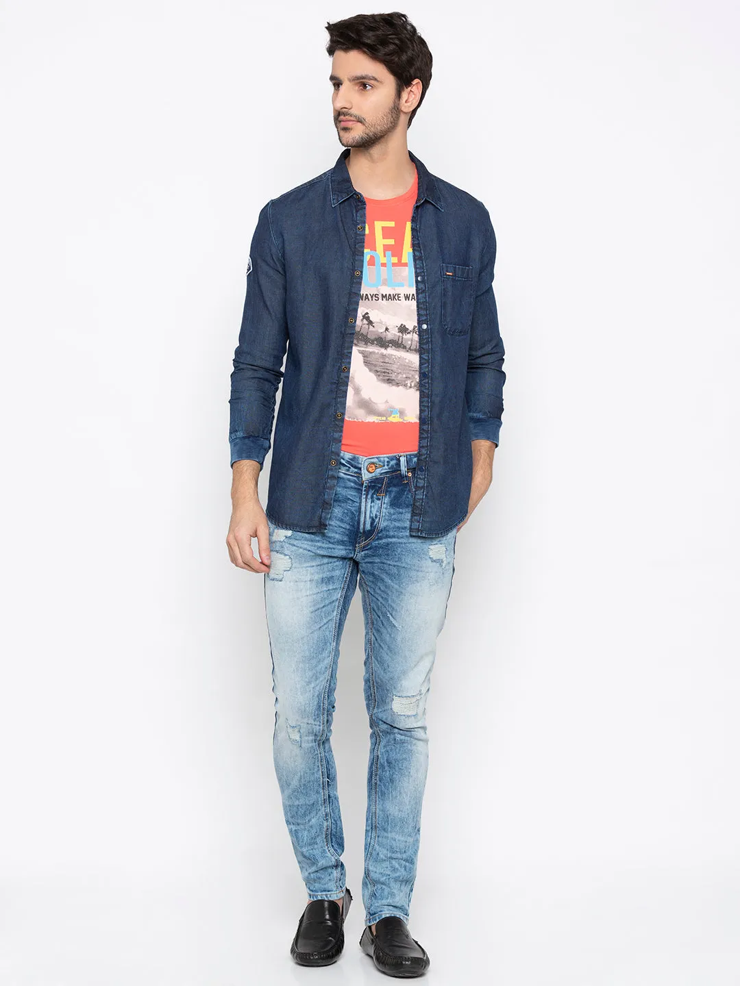 Spykar Men Dark Blue Solid Slim Fit Casual Shirt